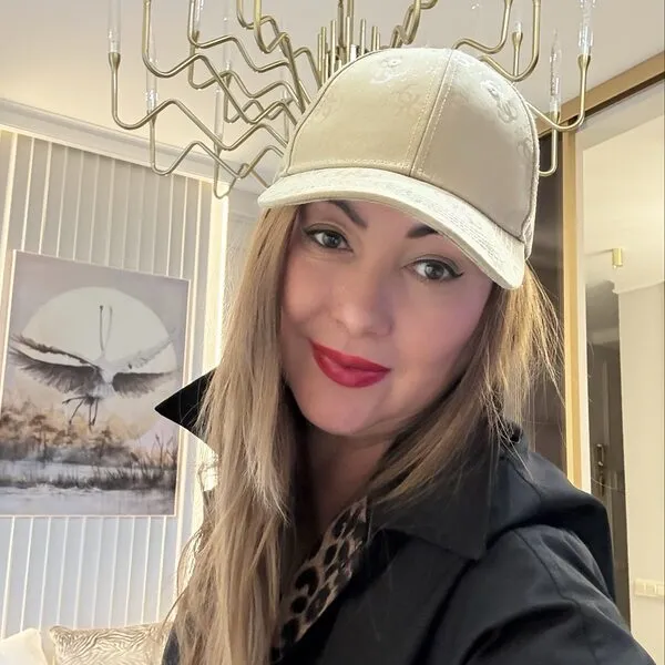 Надя